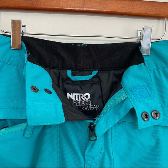 Nitro Turquoise Snowboard Pants - Picture 4 of 10